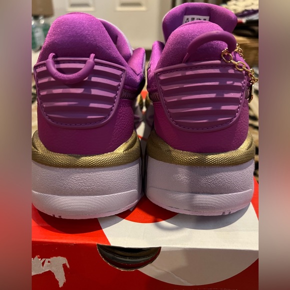 Puma gold chain sneaker - Picture 2 of 7